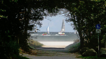 priwall tunnelblick auf ostsee aufgehellt